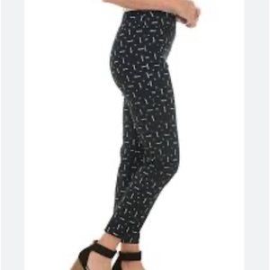 NWOT Krazy Larry black & white golf clubs themed pull on straight leg pants 6